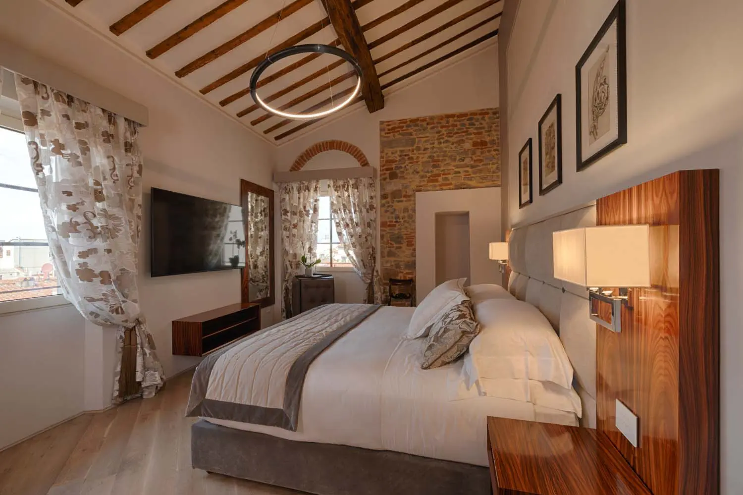 Donati Luxury Tower - Camera