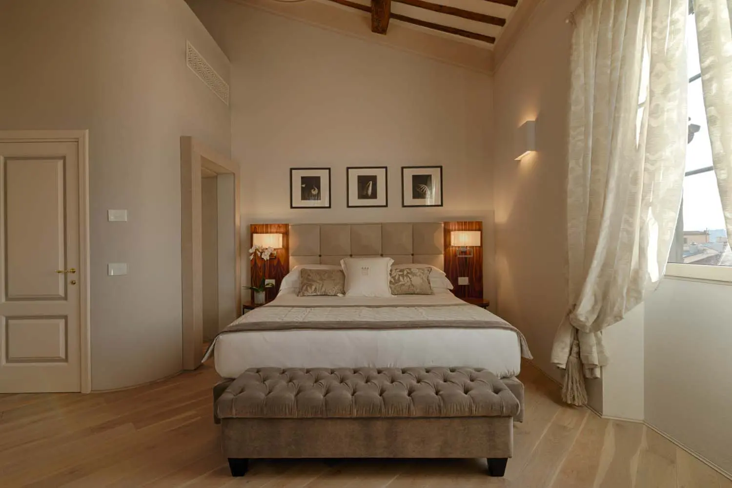 Donati Luxury Tower - Camera