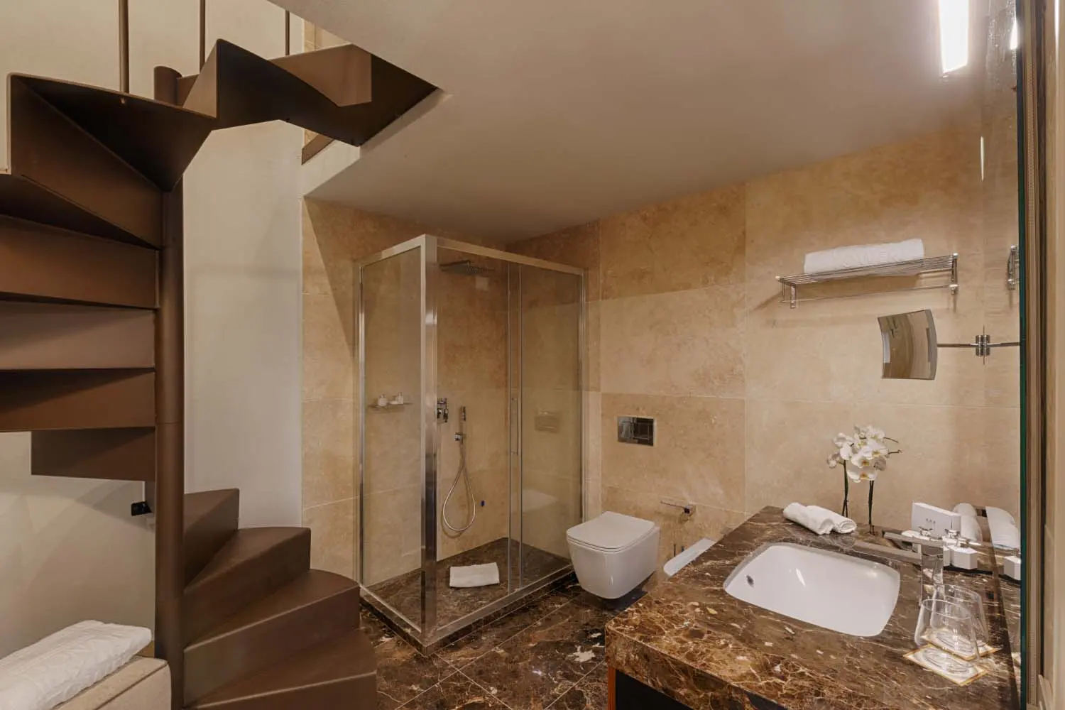 Donati Luxury Tower - Bagno
