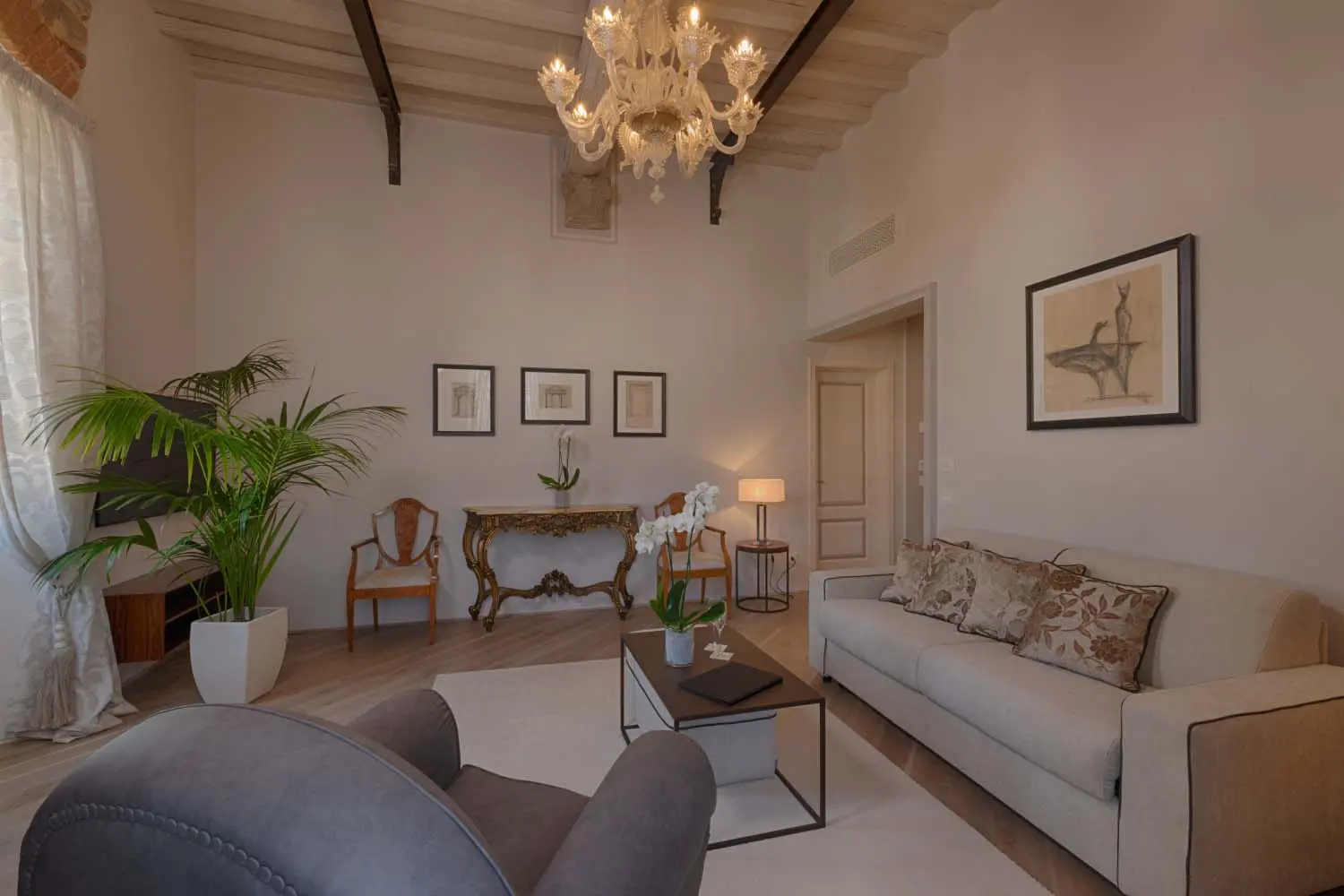 Donati Luxury Tower - Camera