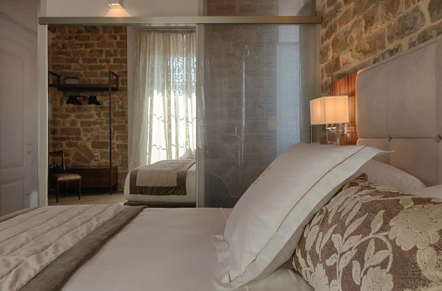 Donati Luxury Tower - Camera