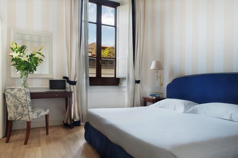 Hotel Calzaiuoli - Room